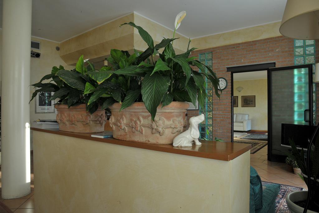 Hotel Parco Castelvetro Piacentino Ngoại thất bức ảnh